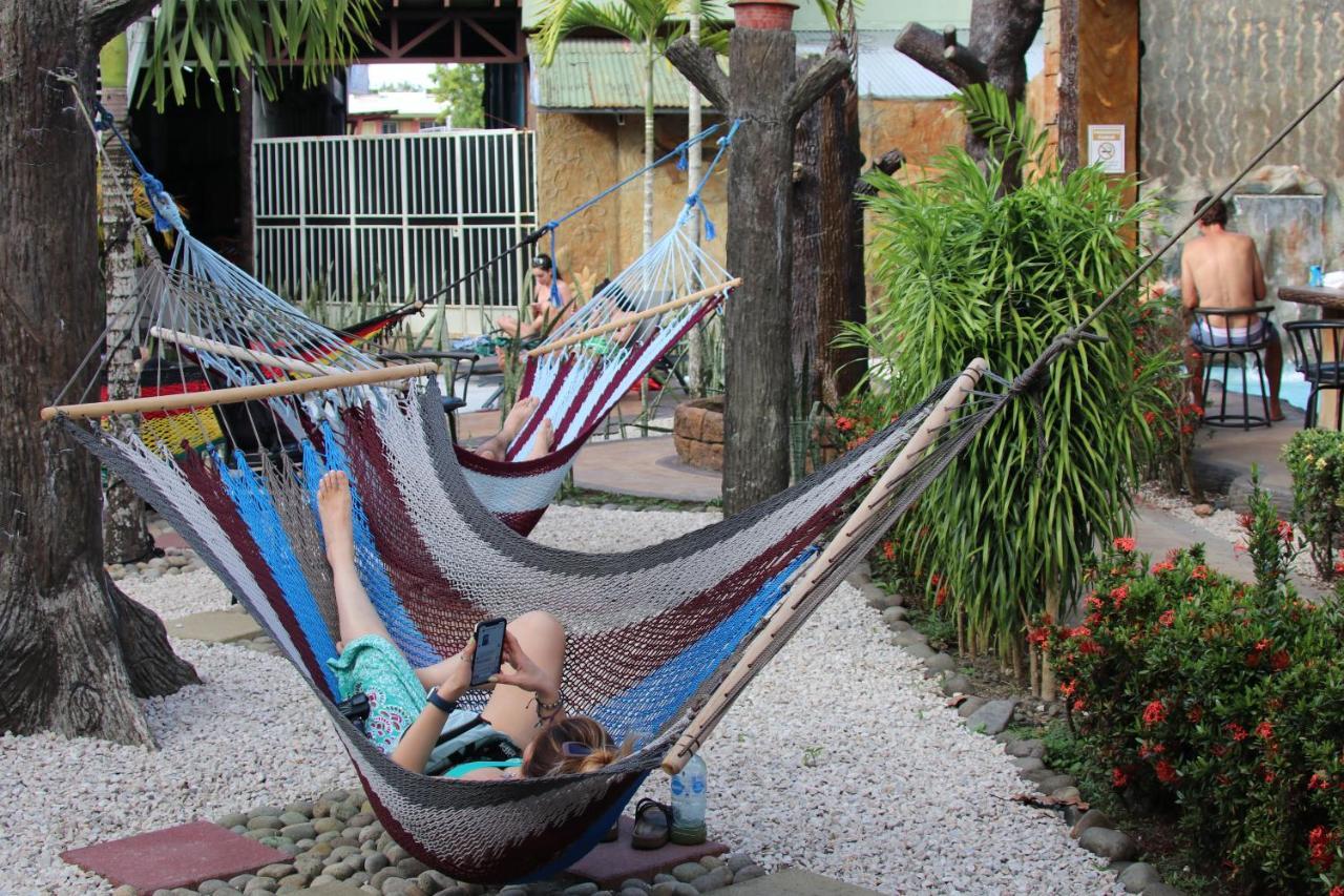 Arenal Poshpacker Vandrarhem La Fortuna Exteriör bild